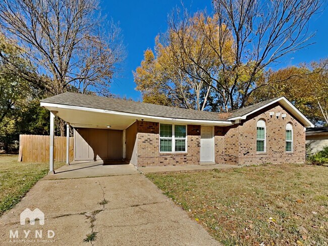 Building Photo - 6575 Ridgewood Rd