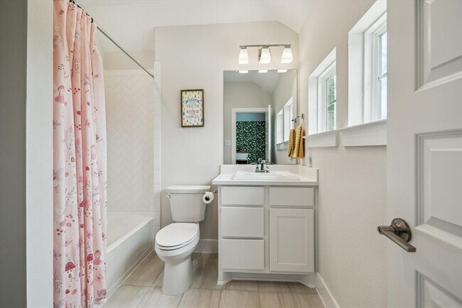 Building Photo - 14115 Garibaldi Dr