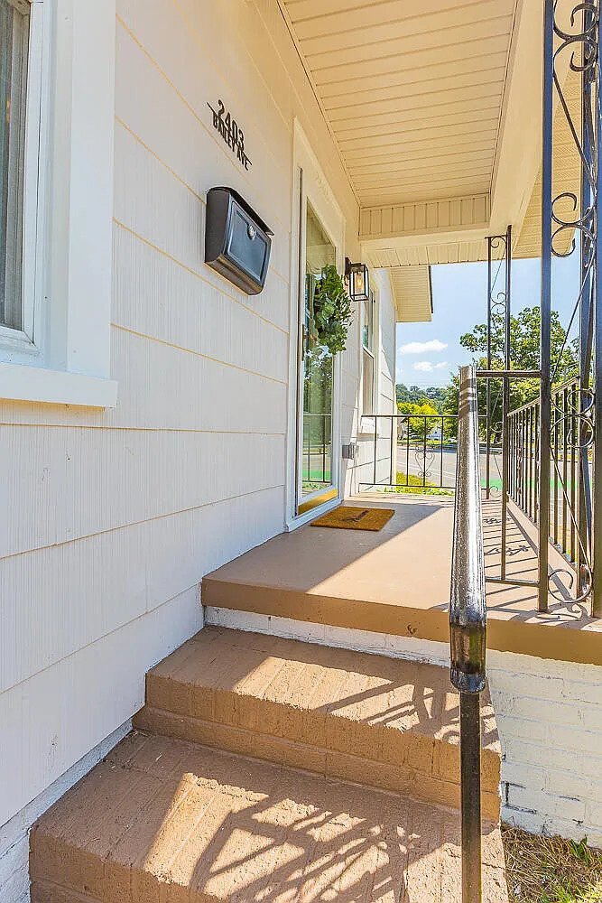 front porch - 2403 Bailey Ave