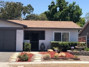Building Photo - Adorable Oceanside Attached Home Ready Now!