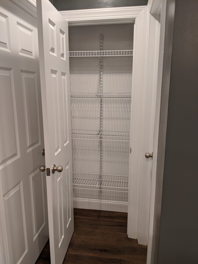 Closet 1 - 1672 Lacey Spring Rd