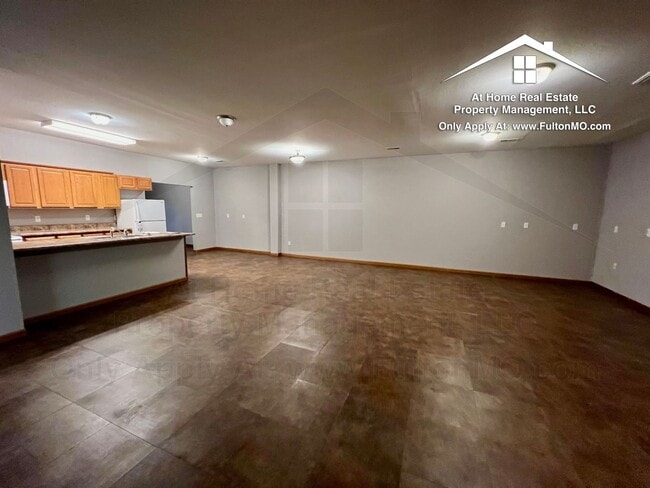 Building Photo - 2606 N Bluff St