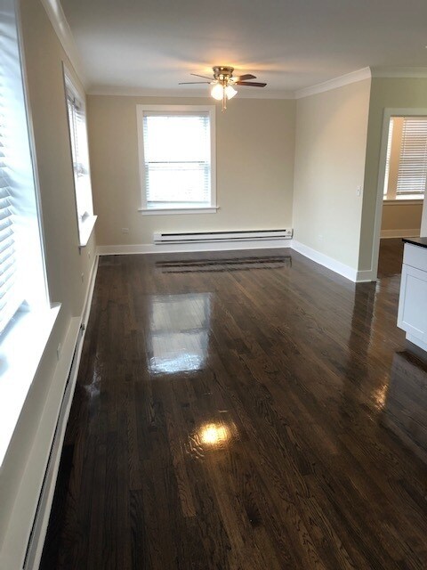 Building Photo - 839 W Cornelia Ave