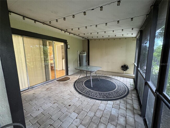 Building Photo - 705 Bough Ave