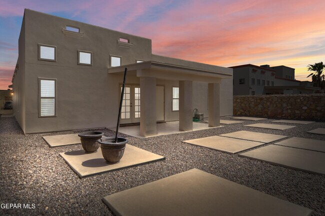 Building Photo - 14116 Rainbow Point Dr