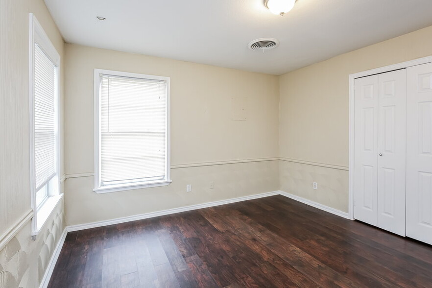 Building Photo - 4229 Frazier Ave