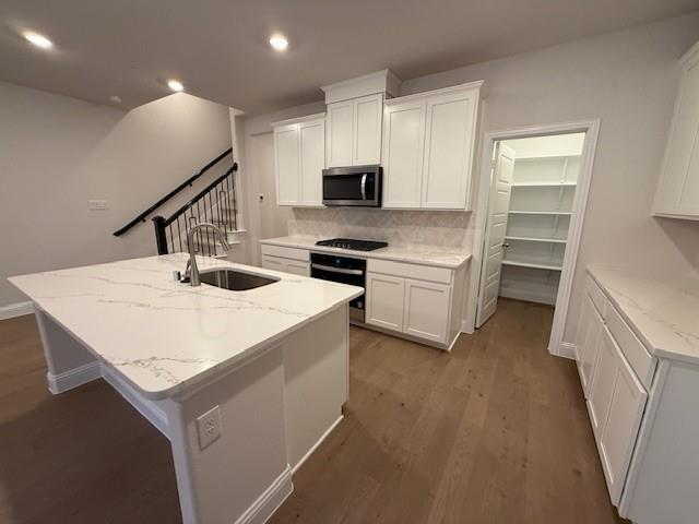 Building Photo - 317 Blackthorne Dr