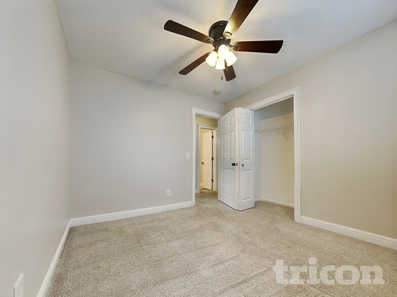 Building Photo - 353 Canter Ct NW