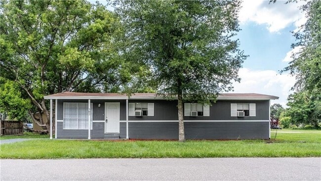 Primary Photo - 302 Sherwood Dr