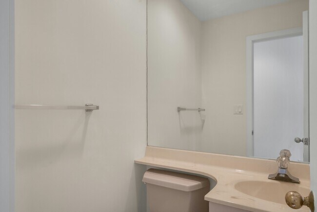 Building Photo - 1 Spring Pond Dr