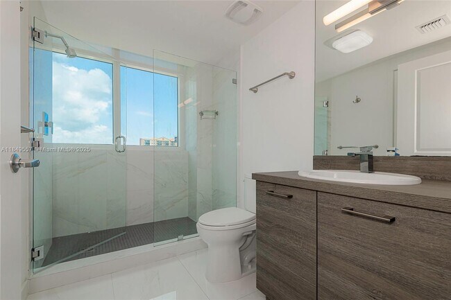 Building Photo - 400 Sunny Isles Blvd