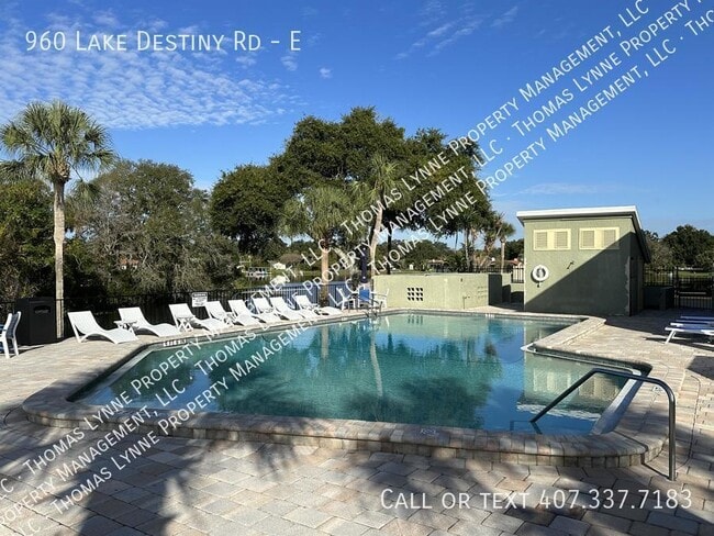 Building Photo - 960 Lake Destiny Rd