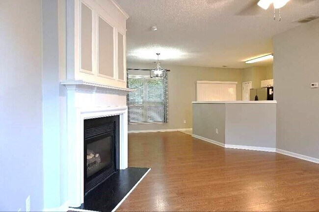 Building Photo - 3485 Oxwell Dr NW