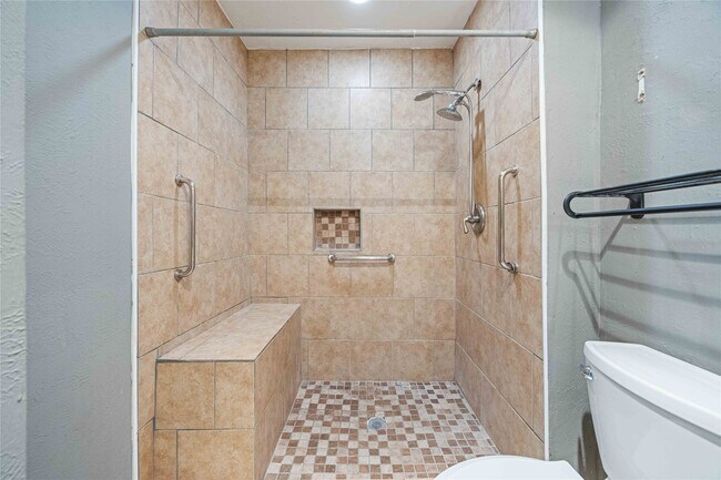 Building Photo - 14515 Merry Meadow Dr