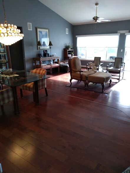 Living Room - 11971 Ridgeview Ln