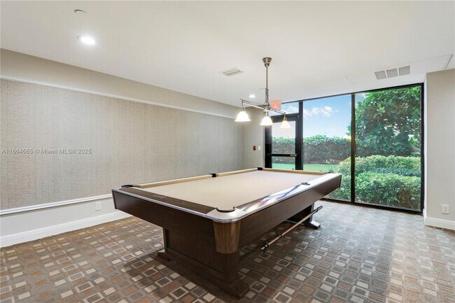 Building Photo - 3000 N Ocean Dr