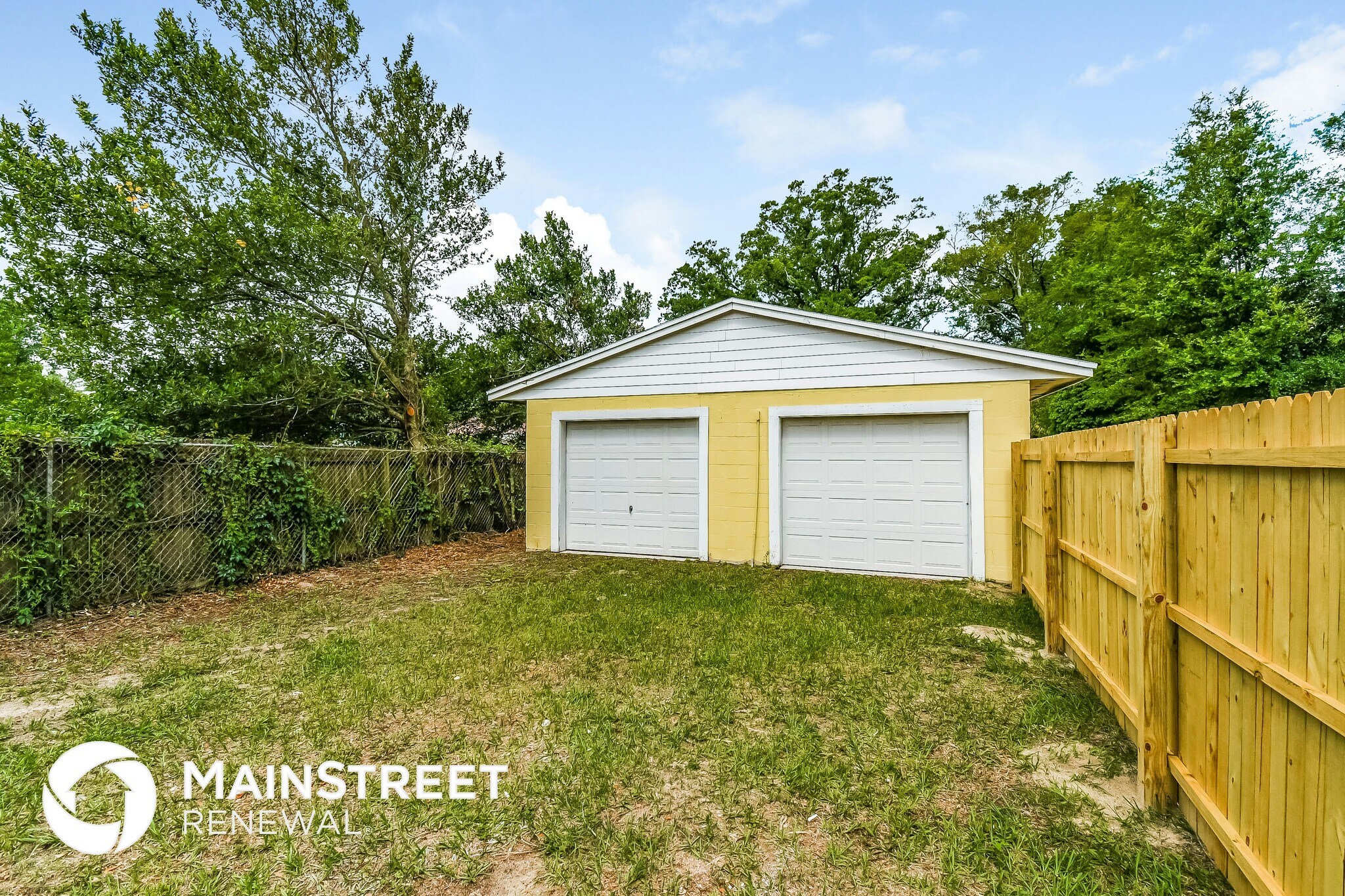 Building Photo - 4020 Angol Pl