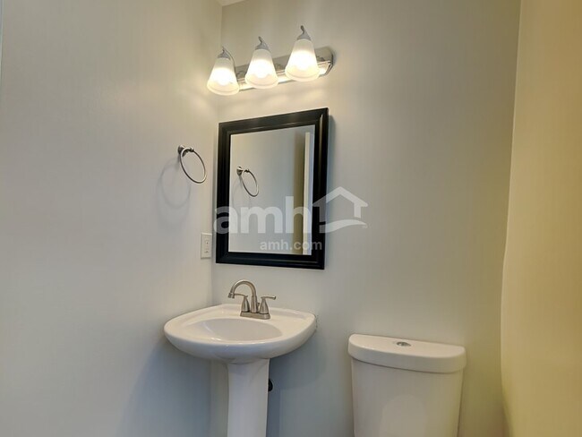 Building Photo - 3742 Fryeburg Ln