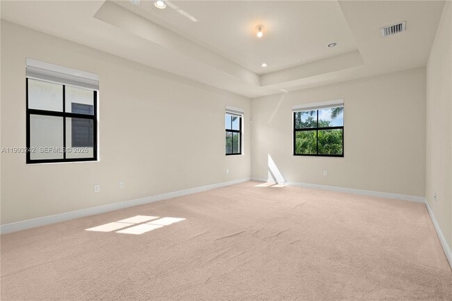 Building Photo - 10021 NW 87th Terrace