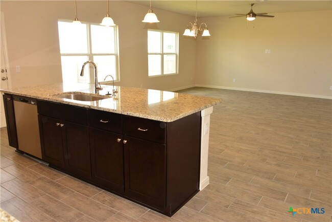 Building Photo - 741 Farmers Dell