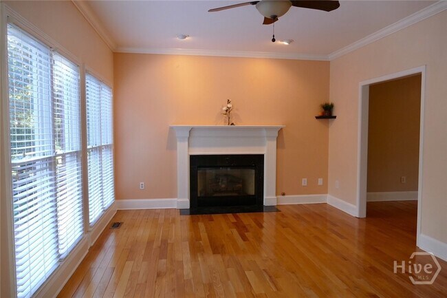 Building Photo - 1150 Lavista Rd