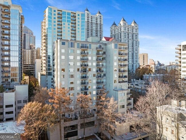 Building Photo - 275 13th St NE