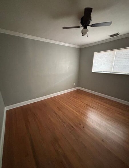 Building Photo - 6063 SW 27th St