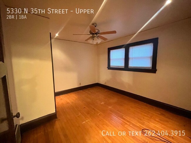 Building Photo - Spacious 2 Bedroom Upper