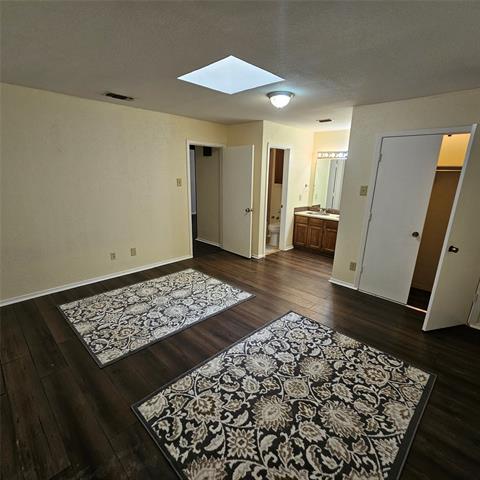 Building Photo - 1510 Cherrycrest Ln