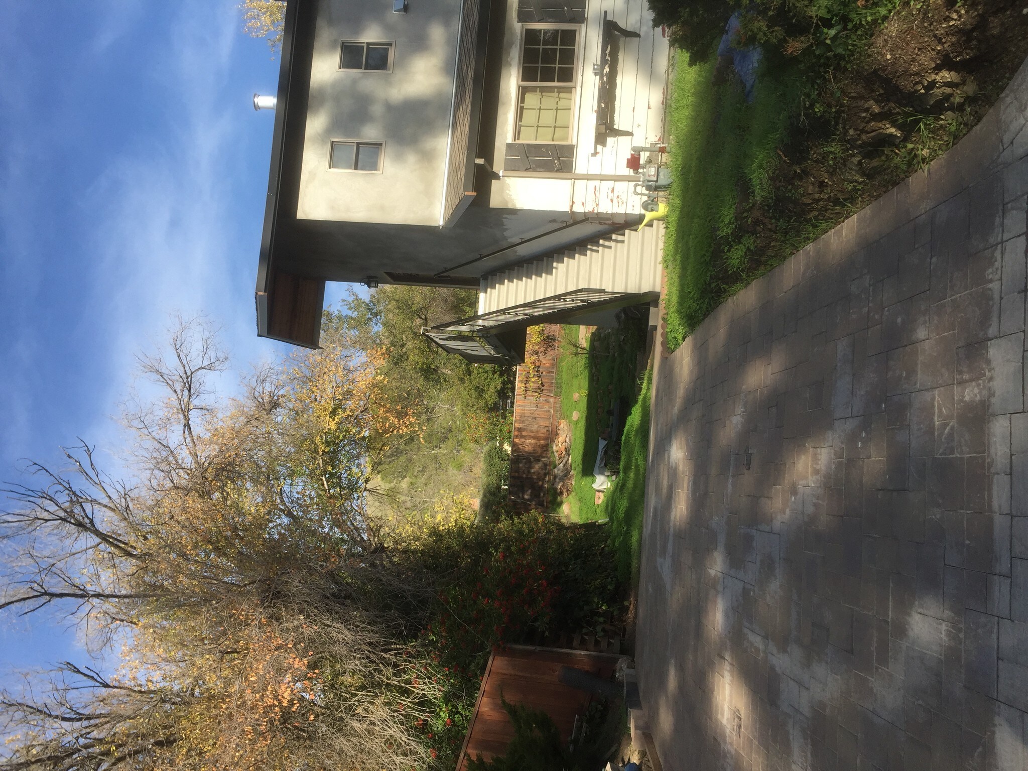 Building Photo - 442 Marshall Dr