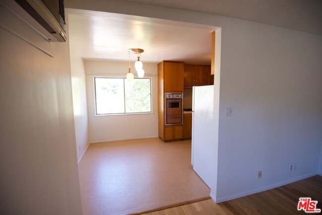 Building Photo - 4168 Brunswick Ave