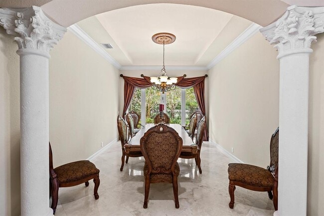 Building Photo - 3201 E Stonebrook Cir