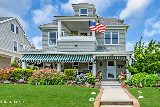 Primary Photo - 1612 Ocean Ave