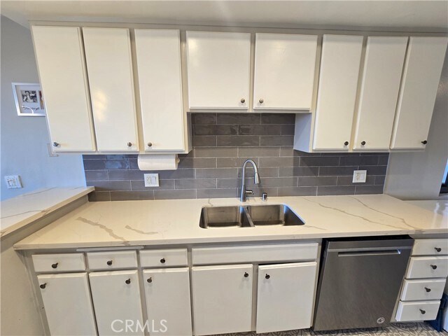 Building Photo - 8828 Pershing Dr
