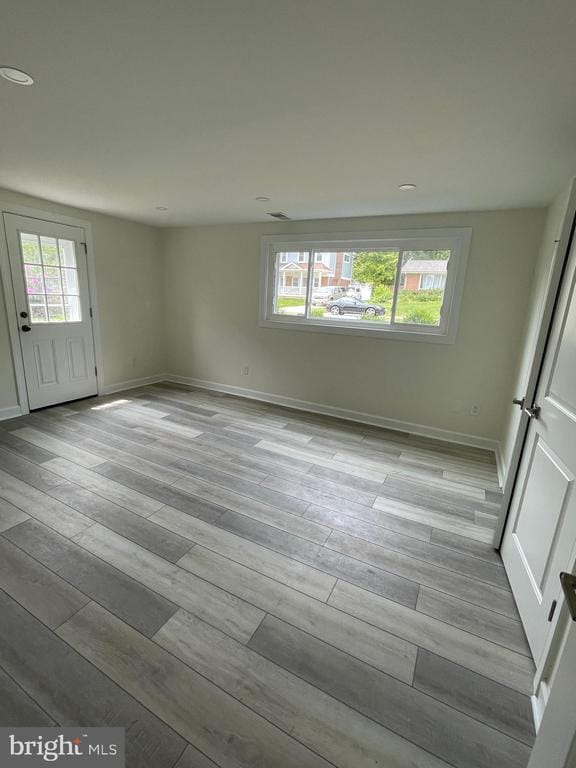 Building Photo - 9913 Pomona Dr