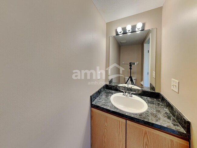 Building Photo - 5841 Privilege Dr