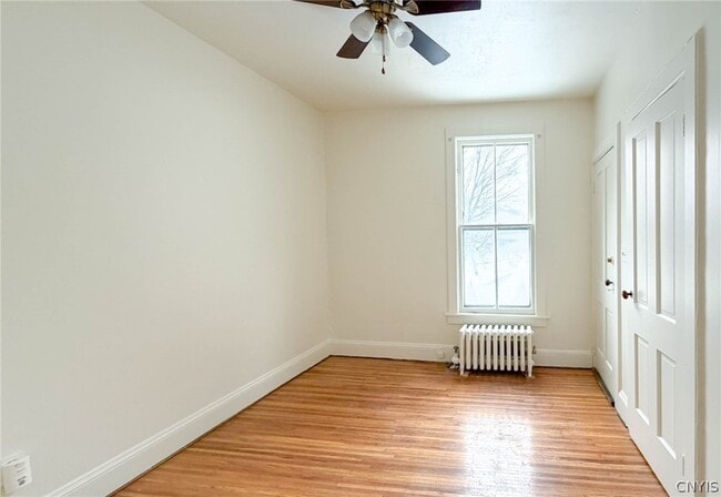 Building Photo - 507 Henry St