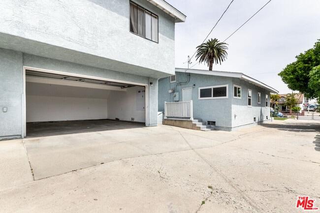 Building Photo - 441 N Ditman Ave