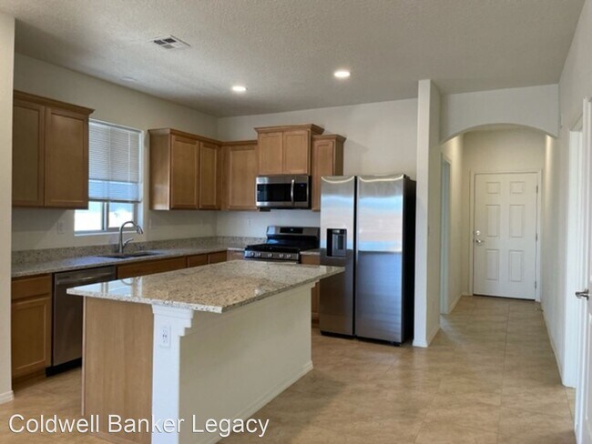 Building Photo - 4 br, 2 bath House - 2031 White Dove St SE
