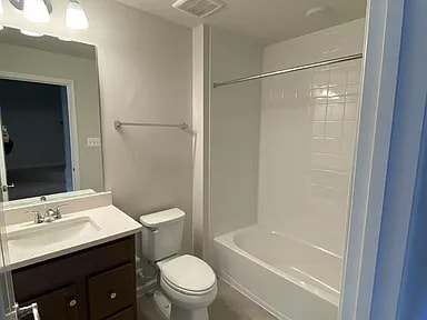 Building Photo - 3418 Chester Aly