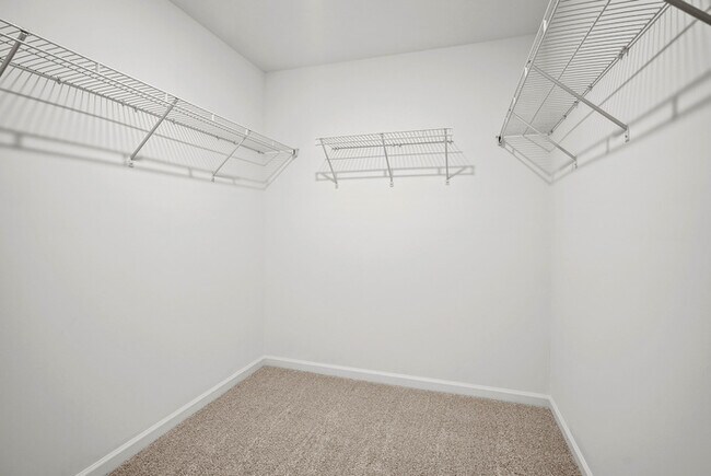 Building Photo - 12004 Oak St