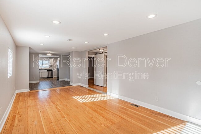 Building Photo - 4971 Clayton St