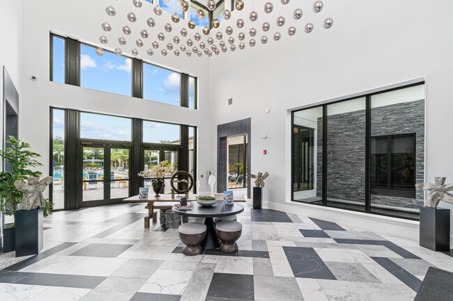 Building Photo - 8294 Fishhawk Falls Ct