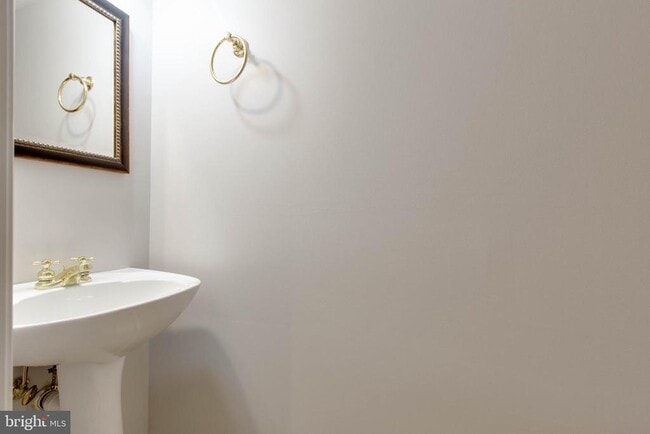 Building Photo - 6311 Stockbridge Overlook Ct