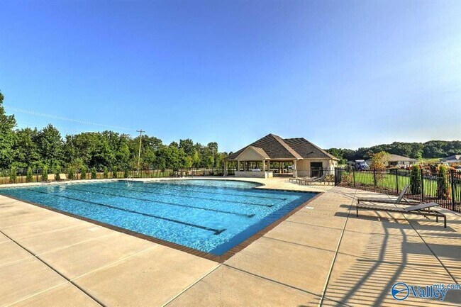 Building Photo - 128 Oak Fletcher Dr