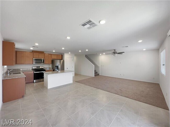 Building Photo - 5475 Barcola Ave