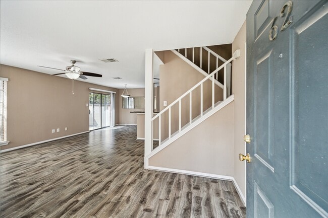 Building Photo - 2211 S Kirkwood Rd