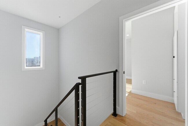 Building Photo - 443 Bergen Ave