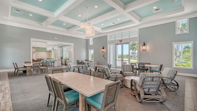 Building Photo - 10105 Canaveral Cir