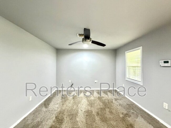 Building Photo - 2326 N Atlanta Pl